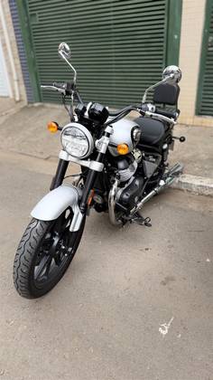 ROYAL ENFIELD METEOR 650 INTERSTELLAR 